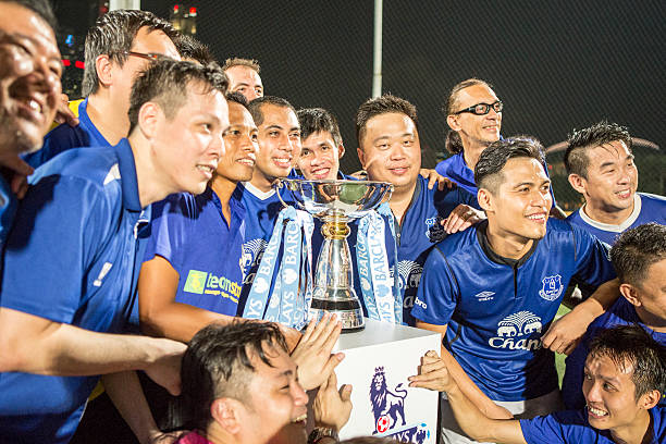 够从众多申 够从众多申