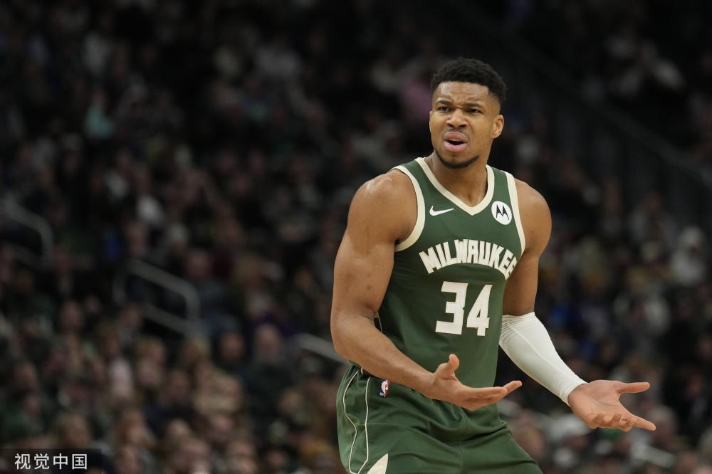 在寒风中依 在寒风中依