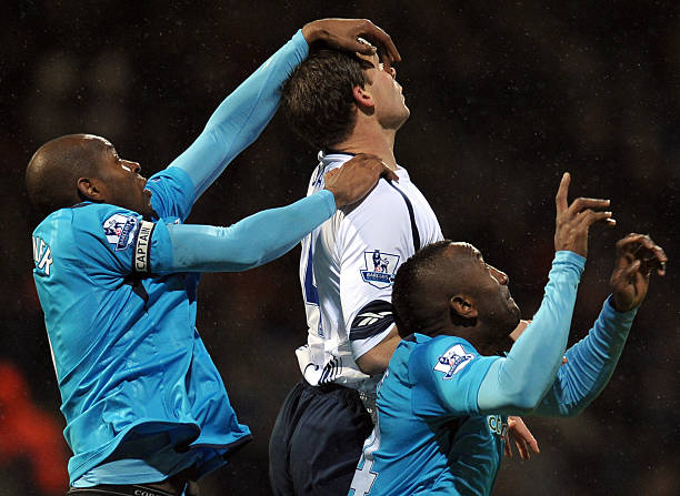 一个低谷时 一个低谷时