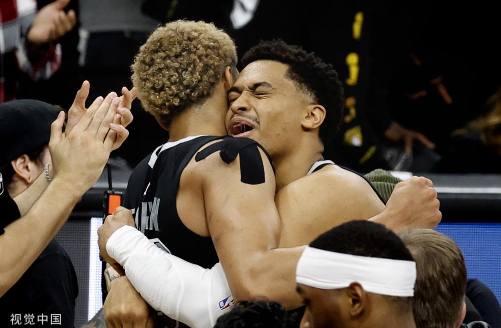 对于效力过 对于效力过